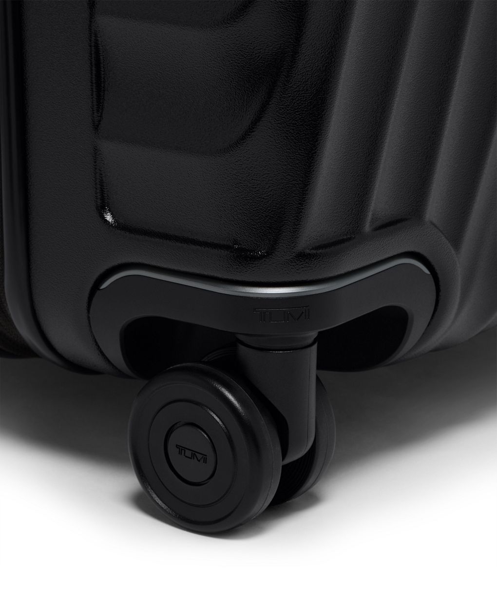 Tumi 19 Degree Large Rolling Trunk