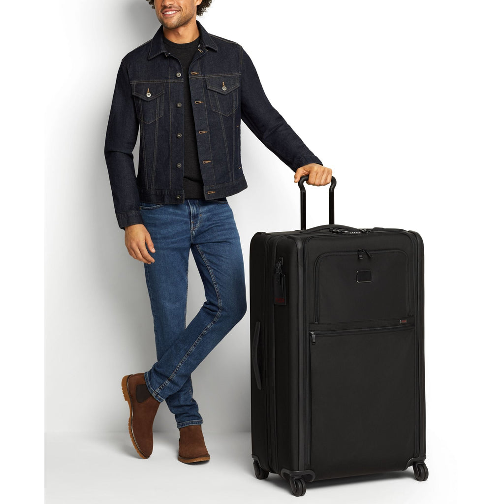 Tumi Alpha 3 Worldwide Trip Expandable 4 Wheeled Packing Case