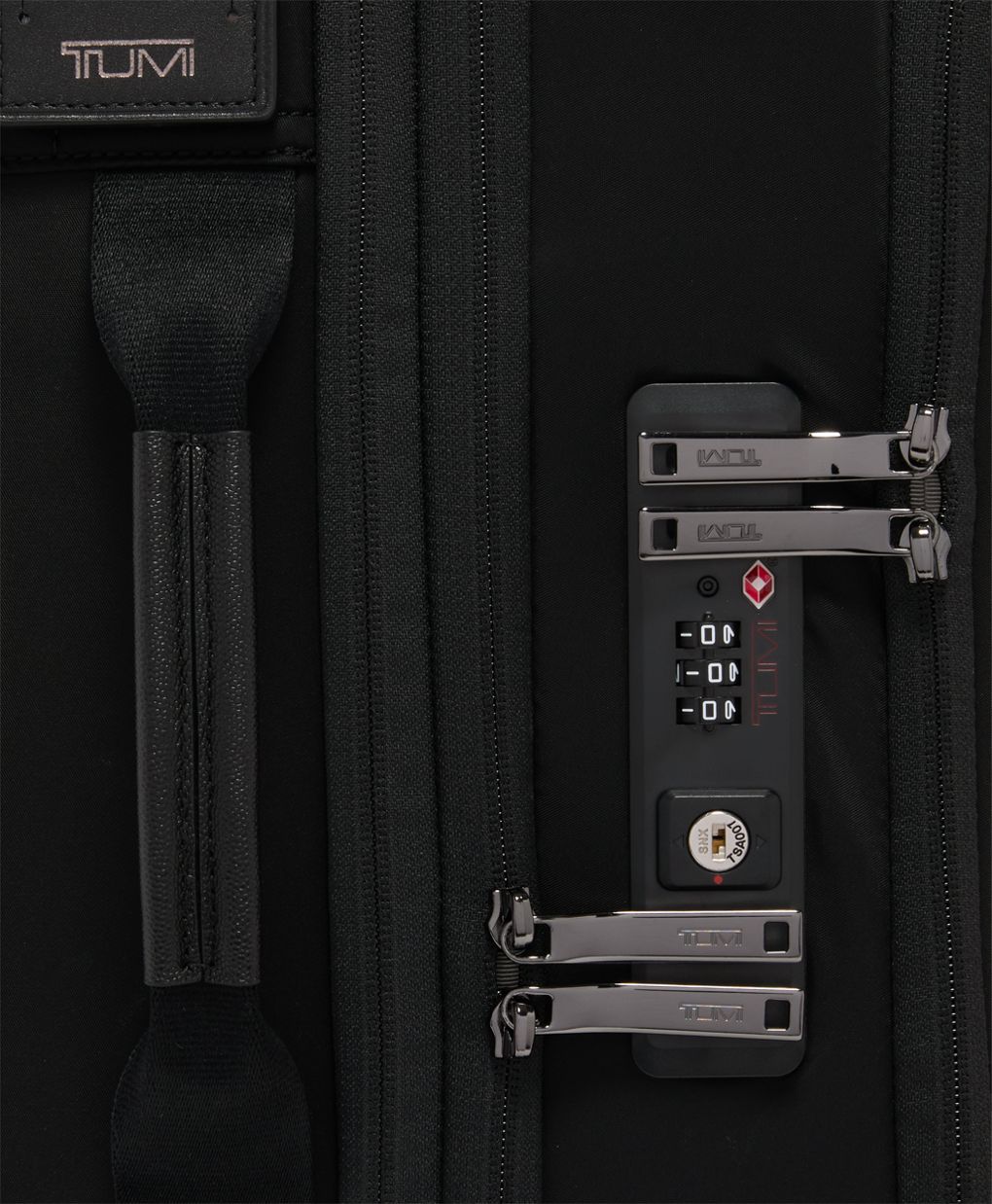 Tumi Voyageur Leger International Expandable Carry-On