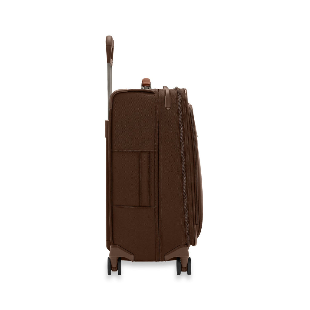 Briggs & Riley Baseline Compact 24" Expandable Spinner