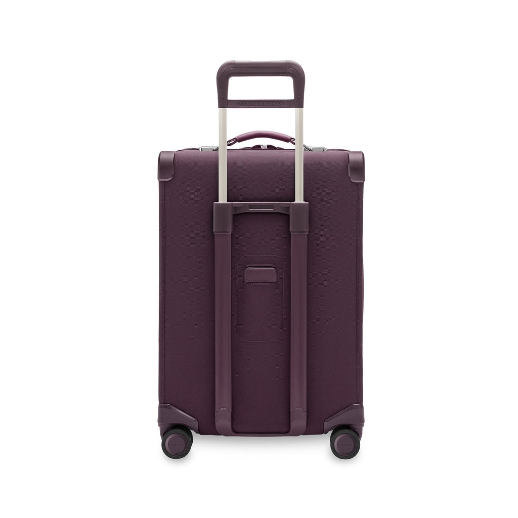 Briggs & Riley Baseline Compact 24" Expandable Spinner