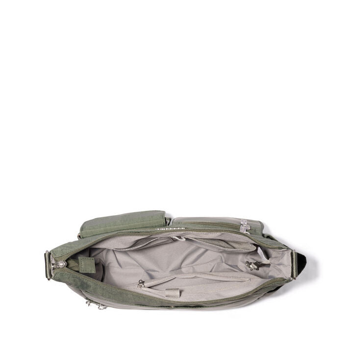 Baggallini Modern Everywhere Bag